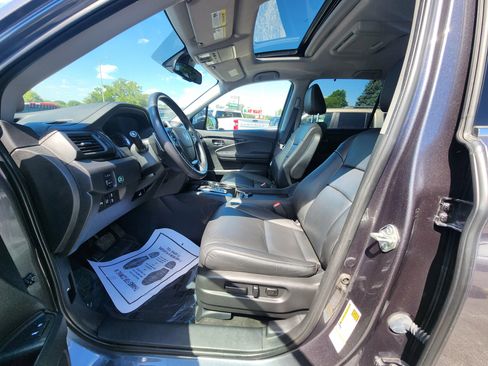 Used 2016 Honda Pilot Touring image 14