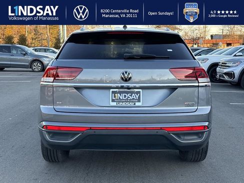 Used 2022 Volkswagen Atlas Cross Sport SE w/ Black Wheel Package image 3
