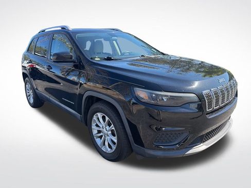 Used 2020 Jeep Cherokee Latitude image 2