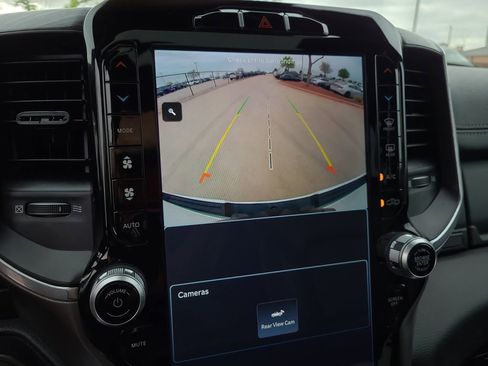 Used 2023 RAM 1500 Laramie image 26