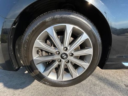 Used 2016 Hyundai Sonata Limited w/ Option Group 05 FWD image 36