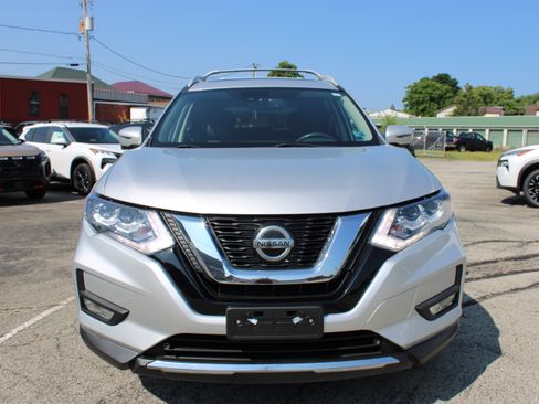 Used 2019 Nissan Rogue SL w/ Premium Package AWD/4WD image 9