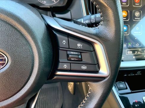 Used 2025 Subaru Outback Premium image 24