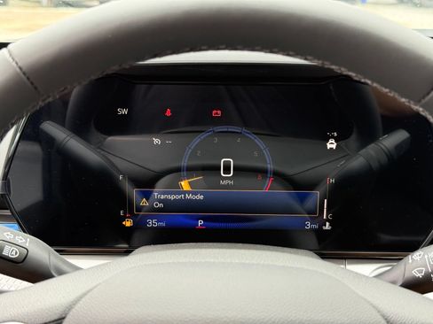 New 2026 Chevrolet Trax LT w/ Midnight Edition FWD image 29