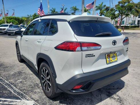 Used 2024 Toyota Corolla Cross AWD Hybrid image 5