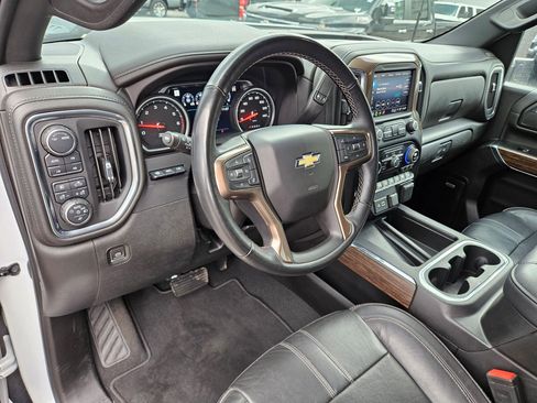 Used 2023 Chevrolet Silverado 2500 High Country image 12