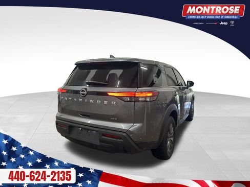Used 2022 Nissan Pathfinder S image 6