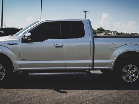 Used 2016 Ford F150 Lariat AWD/4WD image 8