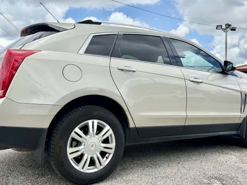 Used 2015 Cadillac SRX Luxury w/ Driver Awareness Package FWD image 5
