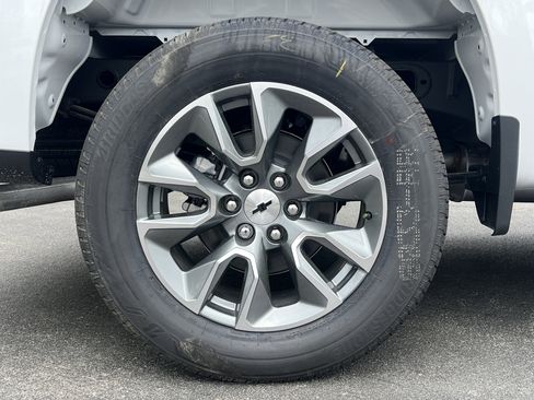 New 2026 Chevrolet Silverado 1500 RST image 37