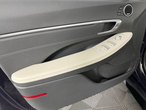 Used 2023 Hyundai Sonata Limited image 26