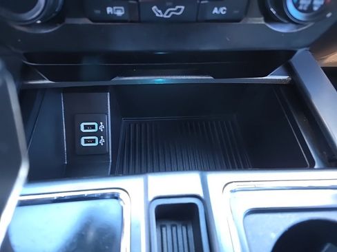 Used 2017 Ford F150 XLT w/ Equipment Group 302A Luxury image 32