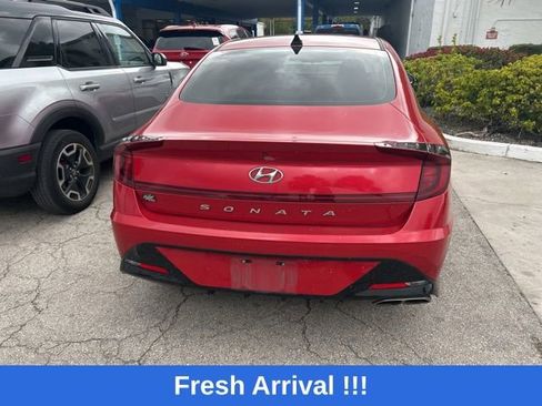 Used 2021 Hyundai Sonata SEL w/ Preferred Accessory Package FWD image 9
