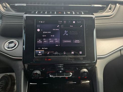 Certified 2025 Jeep Grand Cherokee Altitude AWD/4WD image 16