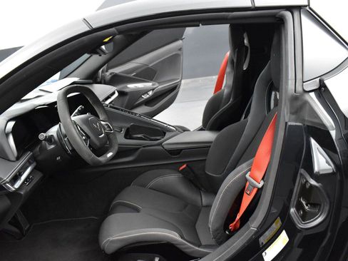 Used 2024 Chevrolet Corvette Z06 image 12