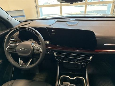 Used 2025 Chevrolet Traverse Z71 w/ Enhanced Driving Package image 24