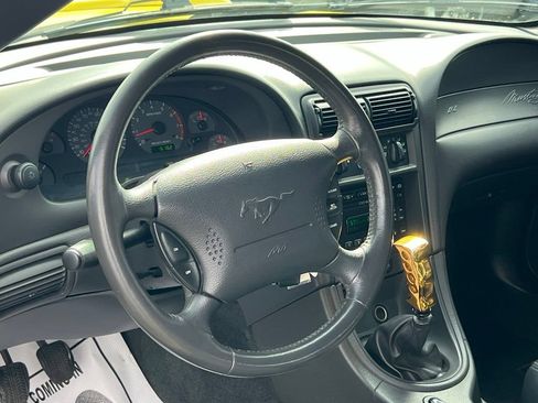 Used 2001 Ford Mustang GT RWD image 9