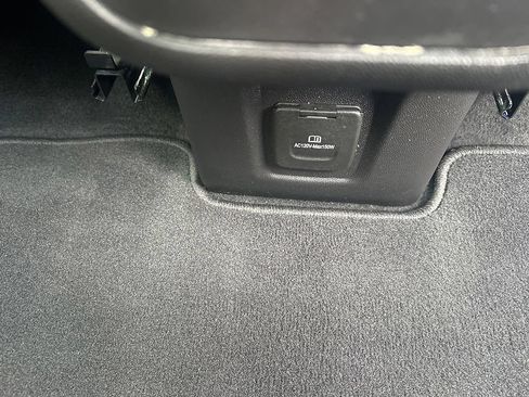 Certified 2020 GMC Terrain SLT w/ Preferred Package AWD/4WD image 26