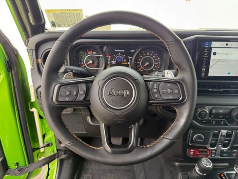 New 2025 Jeep Wrangler Unlimited Rubicon 392 image 17