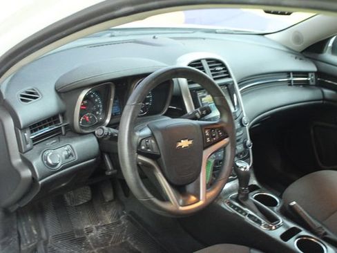 Used 2014 Chevrolet Malibu LT w/ Power Convenience Package FWD image 14