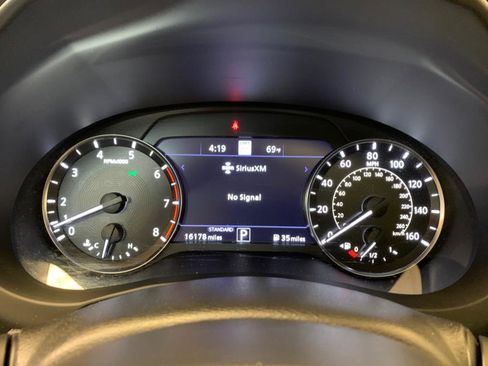 Used 2021 INFINITI QX50 Sensory image 24