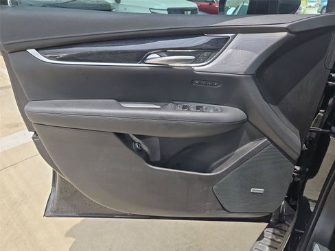 Used 2023 Cadillac XT5 Premium Luxury FWD image 23