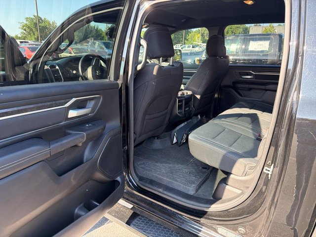 Used 2024 RAM 1500 Big Horn RWD image 15