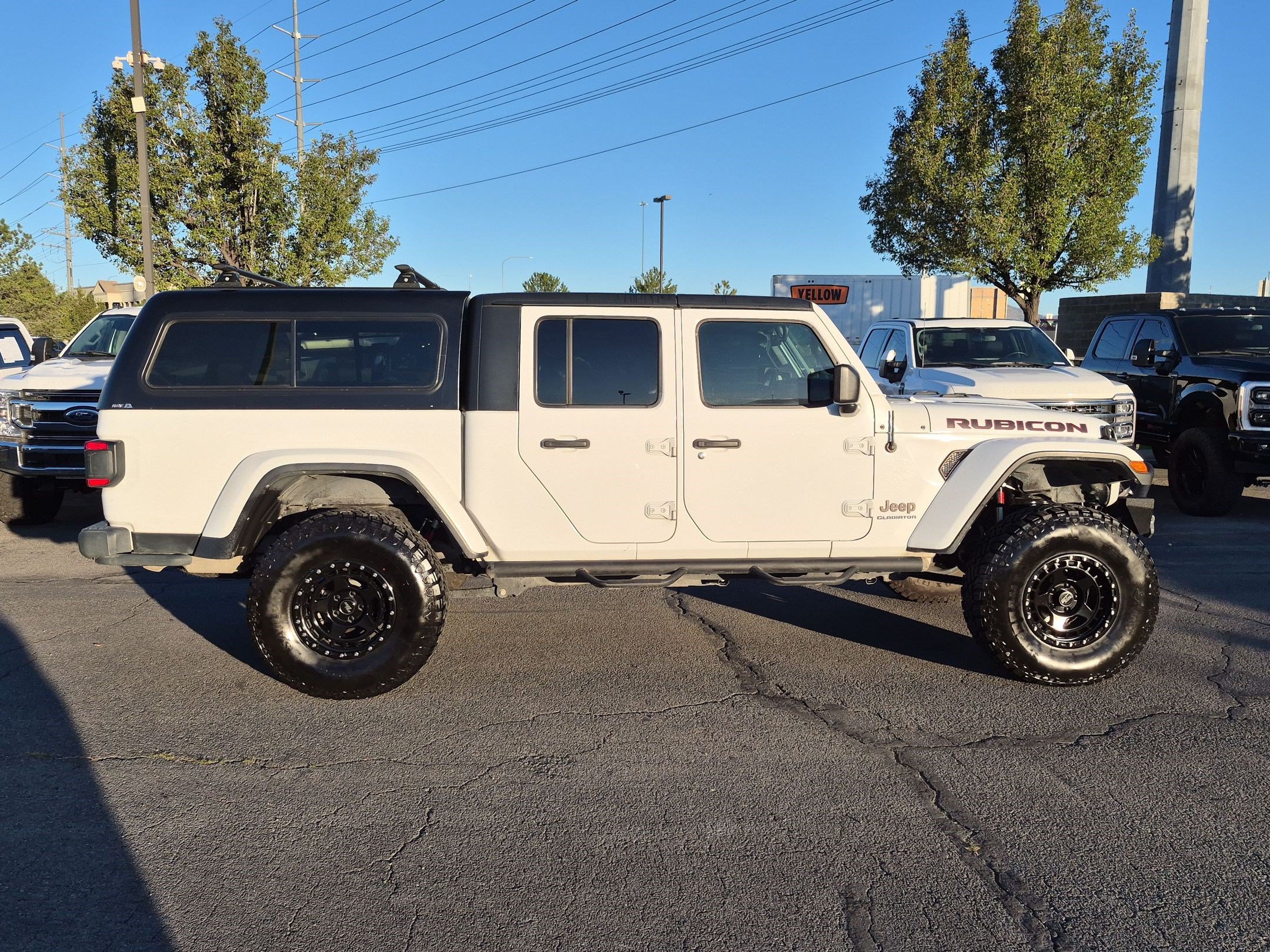 Used 2022 Jeep Gladiator Rubicon w/ LED Lighting Group AWD/4WD image 2