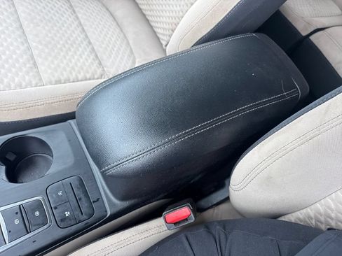 Used 2020 Ford Escape SE AWD/4WD image 38