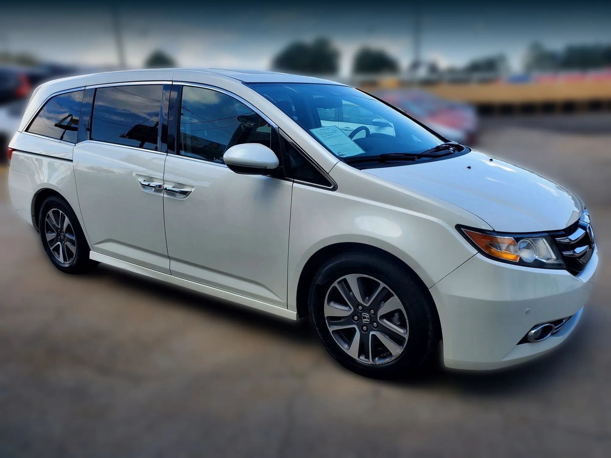 Used 2015 Honda Odyssey Touring Elite image 19