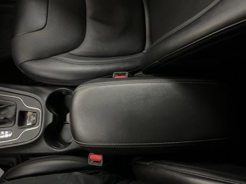 Used 2022 Jeep Cherokee Latitude Lux image 56