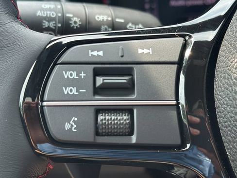 Certified 2026 Honda Pilot Black Edition image 29