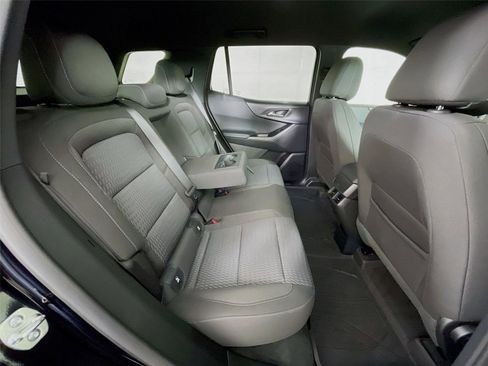Used 2026 Chevrolet Equinox LT FWD image 30