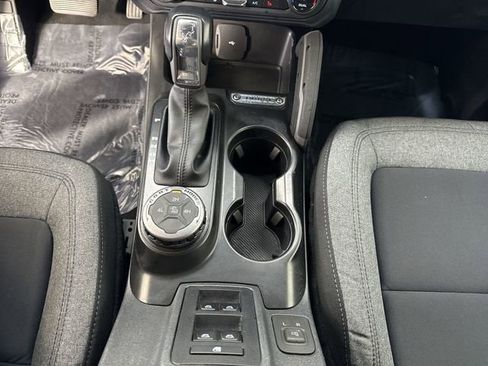 Used 2022 Ford Bronco Big Bend AWD/4WD image 18