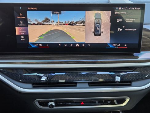 Used 2024 BMW X7 xDrive40i image 21