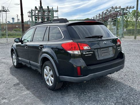 Used 2012 Subaru Outback 2.5i Premium w/ Popular Pkg 2 AWD/4WD image 6