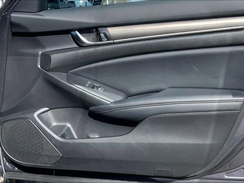 Used 2022 Honda Accord LX image 23