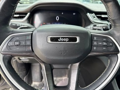 Used 2021 Jeep Grand Cherokee L Limited RWD image 16