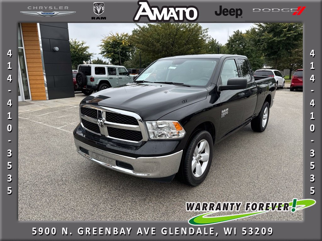 Used 2024 RAM 1500 Classic SLT AWD/4WD image 1
