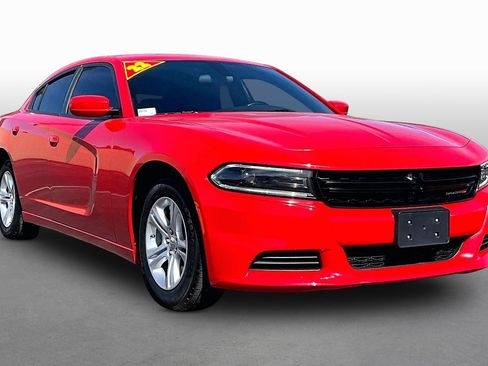 Used 2022 Dodge Charger SXT image 9