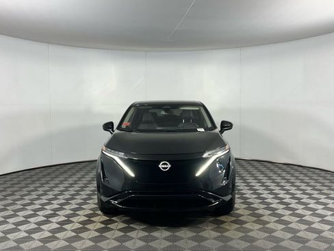 Used 2023 Nissan Ariya AWD image 7