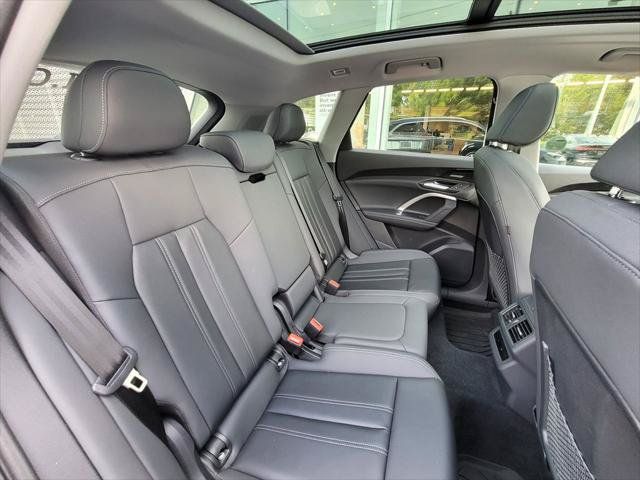 Certified 2025 Audi Q5 Premium AWD/4WD image 26