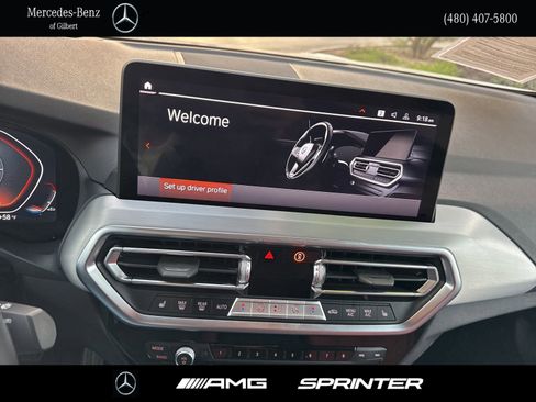 Used 2025 BMW X4 xDrive30i w/ Premium Package image 24