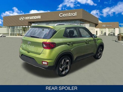 Certified 2024 Hyundai Venue SEL FWD image 8