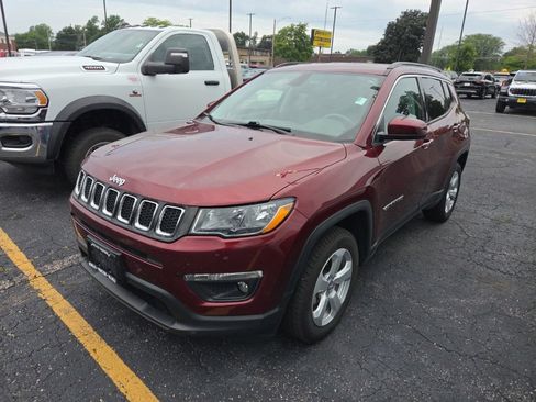 Used 2020 Jeep Compass Latitude AWD/4WD image 1