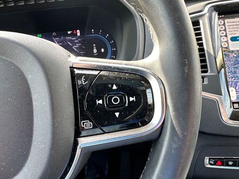 Used 2024 Volvo XC90 B5 Core image 24