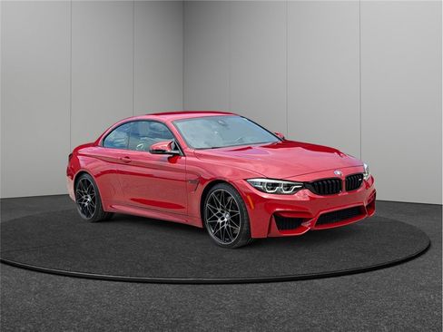 Used 2020 BMW M4 Convertible w/ Competition Package RWD image 1