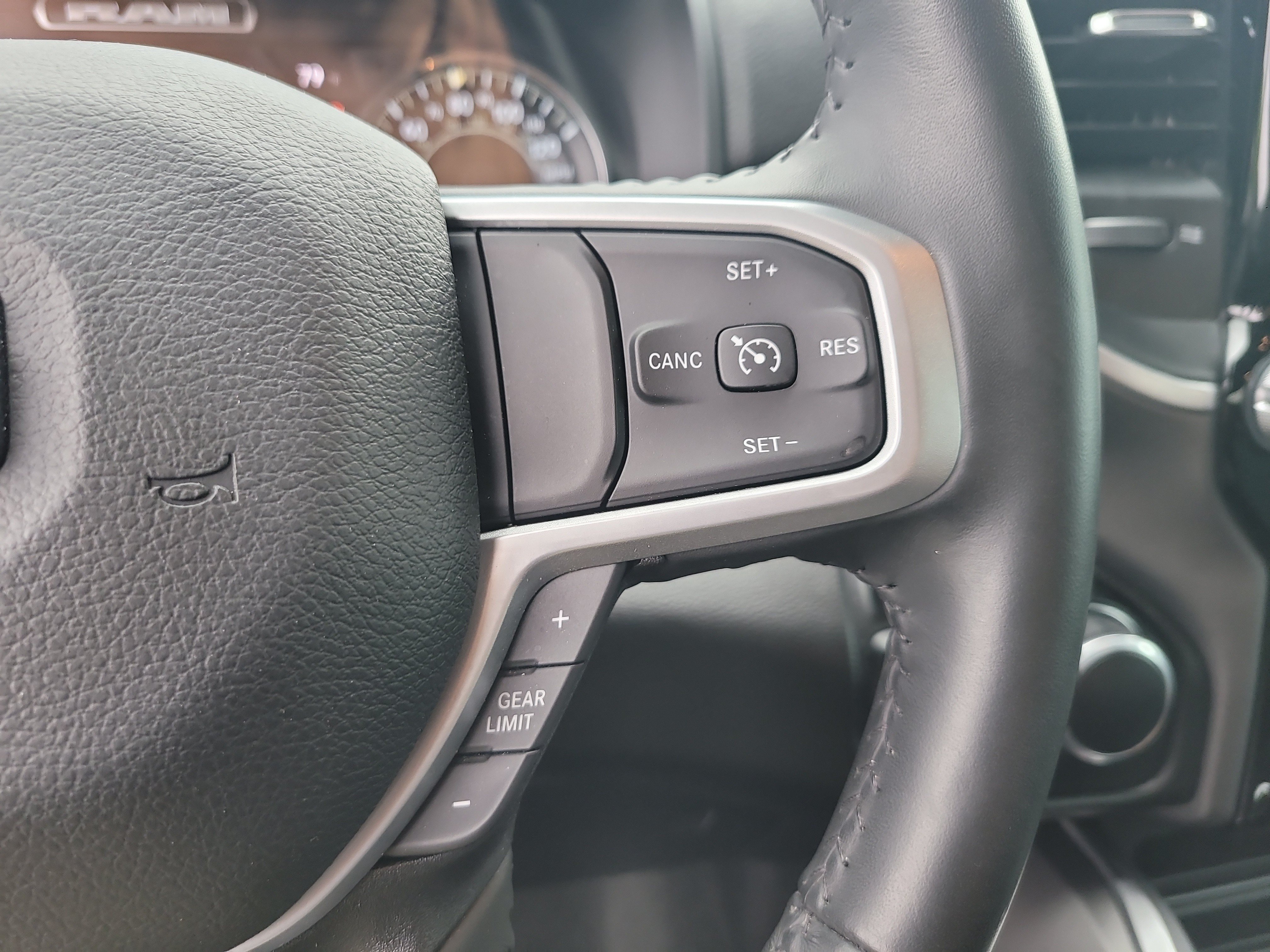 Used 2024 RAM 1500 Big Horn RWD image 29
