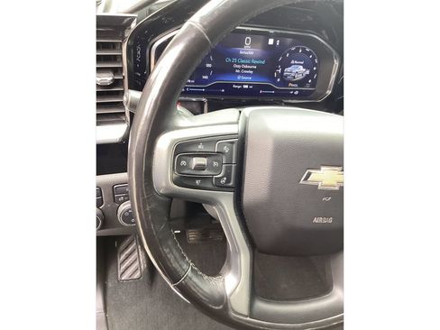 Used 2022 Chevrolet Silverado 1500 LT AWD/4WD image 28
