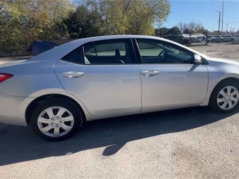 Used 2016 Toyota Corolla L image 9